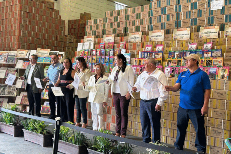 Inicia entrega de libros gratuitos en Temixco para fortalecer la educación 41 image 37