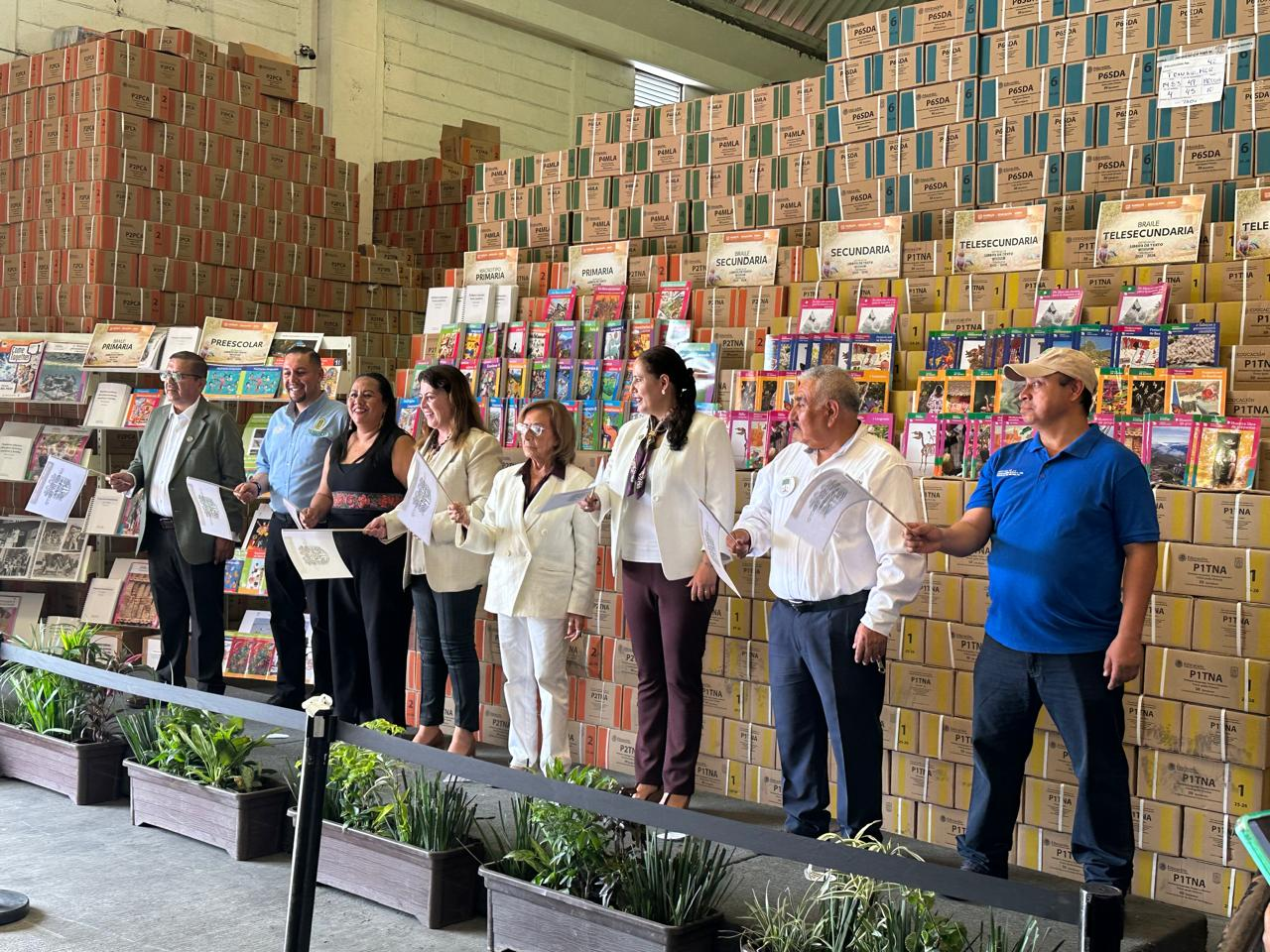 Inicia entrega de libros gratuitos en Temixco para fortalecer la educación 14 image 37