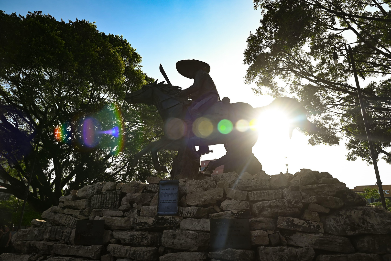 Develan en Cuernavaca monumento ecuestre en honor a Emiliano Zapata 14 image 7