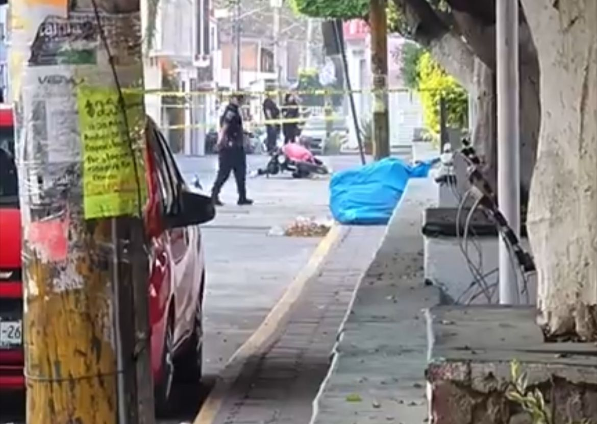 Motociclista muere en ataque armado en Acatlipa; una mujer resulta lesionada 14 image 2