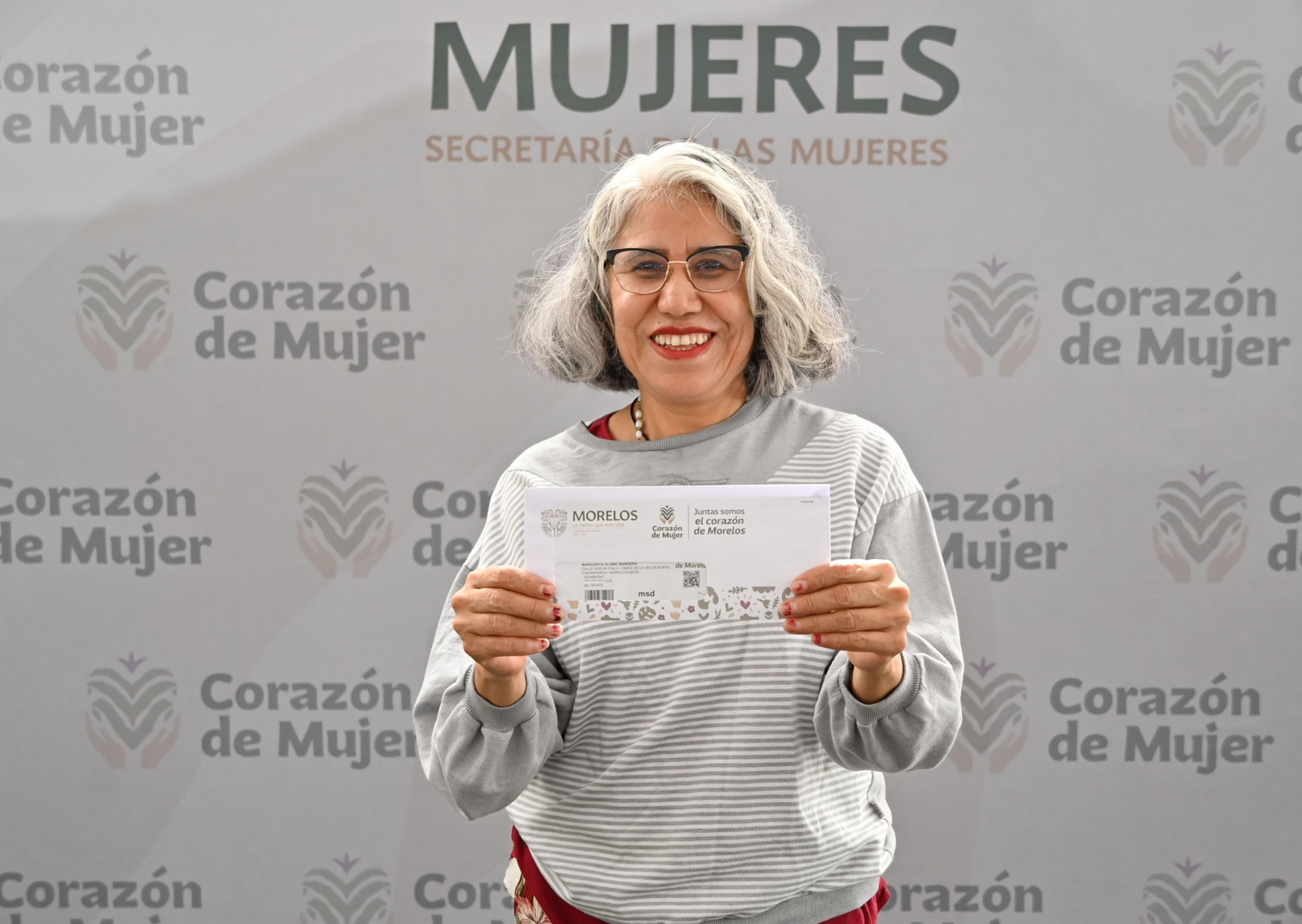 ‘Corazón de Mujer’ suma 36 mil beneficiarias en Morelos; entregan 3 mil 500 nuevas tarjetas en Cuernavaca 34 ‘Corazón de Mujer’ suma 36 mil beneficiarias en Morelos; entregan 3 mil 500 nuevas tarjetas en Cuernavaca