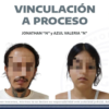 Elementos de la Agencia de Investigación Criminal durante un cateo realizado en un inmueble del municipio de Temixco.