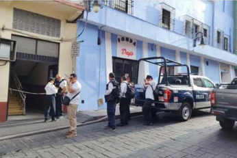 Localizan sin vida a trabajador dentro de Correos de México en el Centro de Cuernavaca